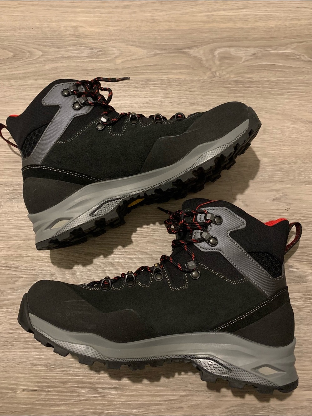AKU Alterra II GTX Hiking Boots Anthracite/Red 
- Mens - Picture 7 of 12